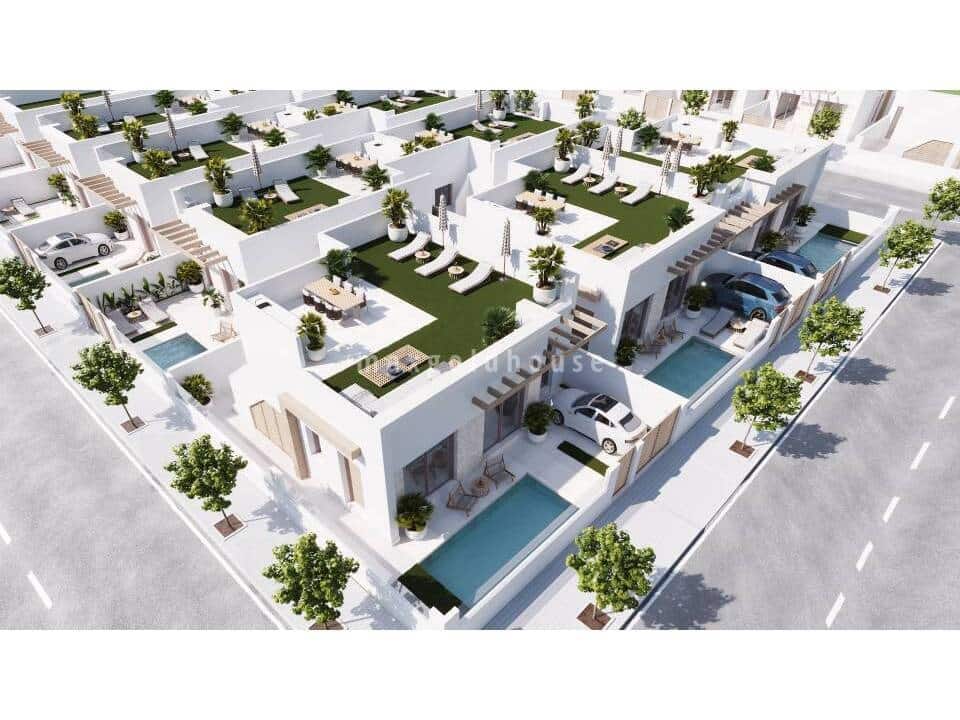 2 bedroom Villa for sale in Roldan with pool - € 227,500 (Ref: 9622251)