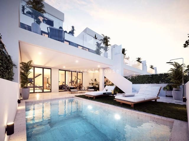 3 soveværelse Byhus til salg i Los Alcázares med swimmingpool - € 720.000 (Ref: 9624237)