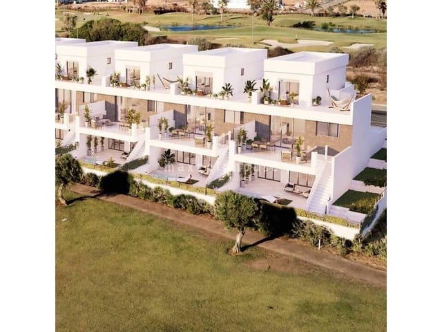 3 soveværelse Byhus til salg i Los Alcázares med swimmingpool - € 720.000 (Ref: 9624237)