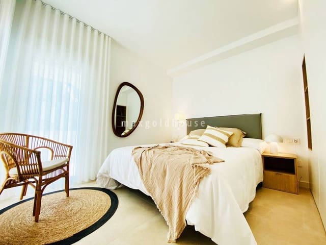 3 bedroom Apartment for sale in Pilar de la Horadada with pool - € 334,900 (Ref: 9626919)