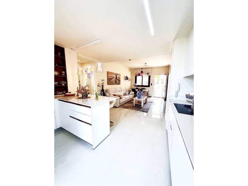 2 sovrum Lägenhet till salu i Los Balcones med pool - 299 000 € (Ref: 9639849)