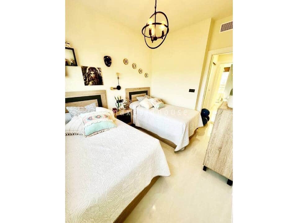 2 sovrum Lägenhet till salu i Los Balcones med pool - 299 000 € (Ref: 9639849)