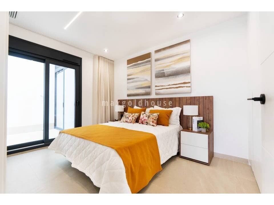 4 sovrum Villa till salu i San Pedro del Pinatar med pool - 499 000 € (Ref: 9643498)