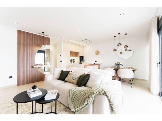 3 chambre Villa/Maison à vendre à San Pedro del Pinatar avec piscine - 410 000 € (Ref: 9643499)