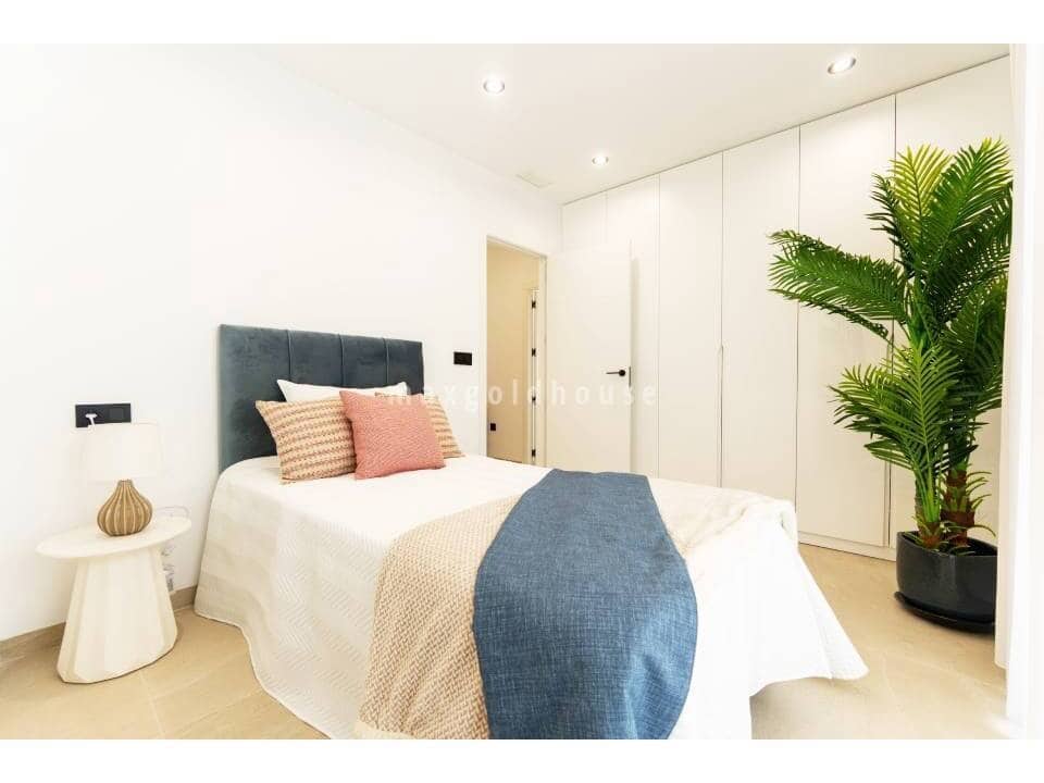 3 Zimmer Villa zu verkaufen in San Pedro del Pinatar mit Pool - 410.000 € (Ref: 9643499)