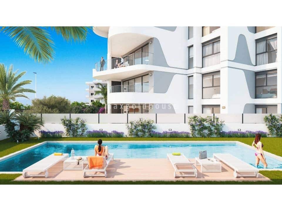 3 sovrum Lägenhet till salu i Guardamar del Segura med pool - 345 000 € (Ref: 9643501)