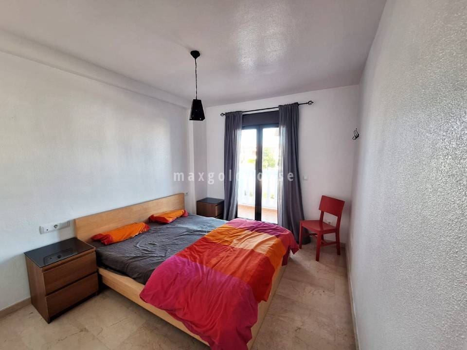 3 chambre Appartement à vendre à Villamartin avec piscine - 225 000 € (Ref: 9643512)