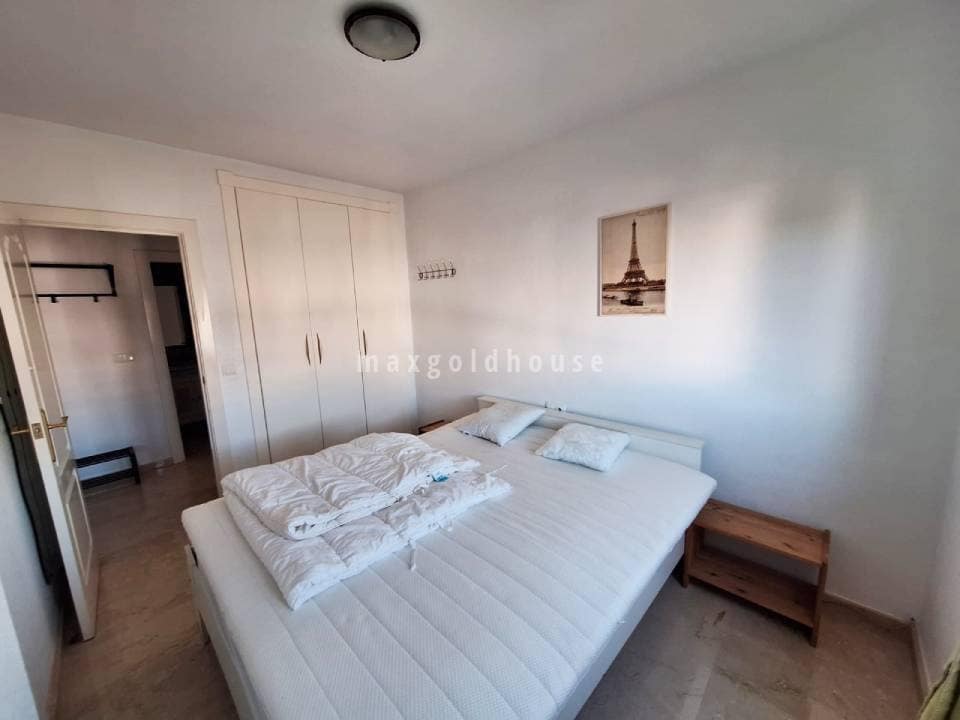 3 chambre Appartement à vendre à Villamartin avec piscine - 225 000 € (Ref: 9643512)