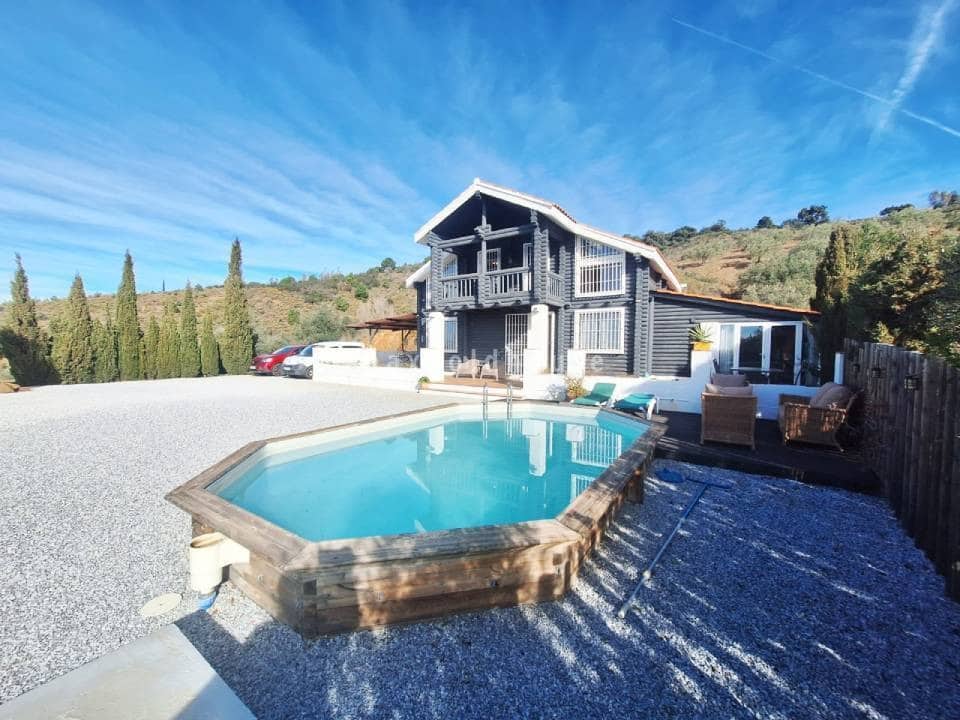 4 slaapkamer Villa te koop in Competa met zwembad - € 330.000 (Ref: 9646392)