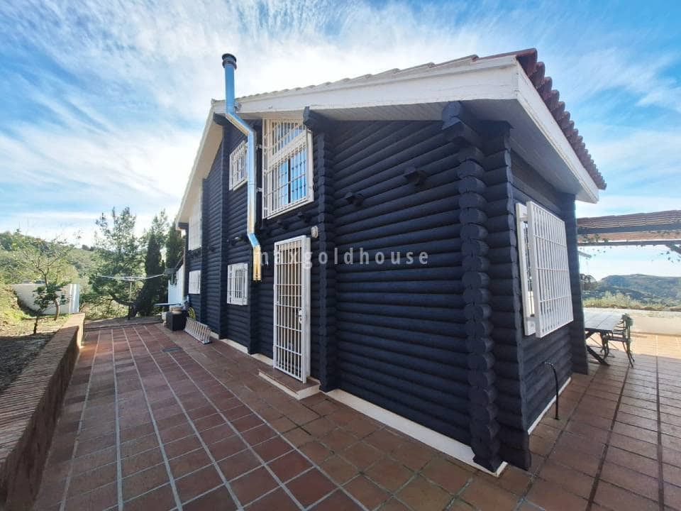 4 slaapkamer Villa te koop in Competa met zwembad - € 330.000 (Ref: 9646392)