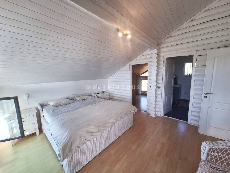 4 slaapkamer Villa te koop in Competa met zwembad - € 330.000 (Ref: 9646392)