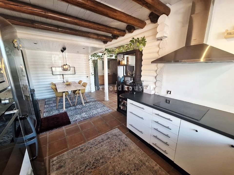 4 slaapkamer Villa te koop in Competa met zwembad - € 330.000 (Ref: 9646392)