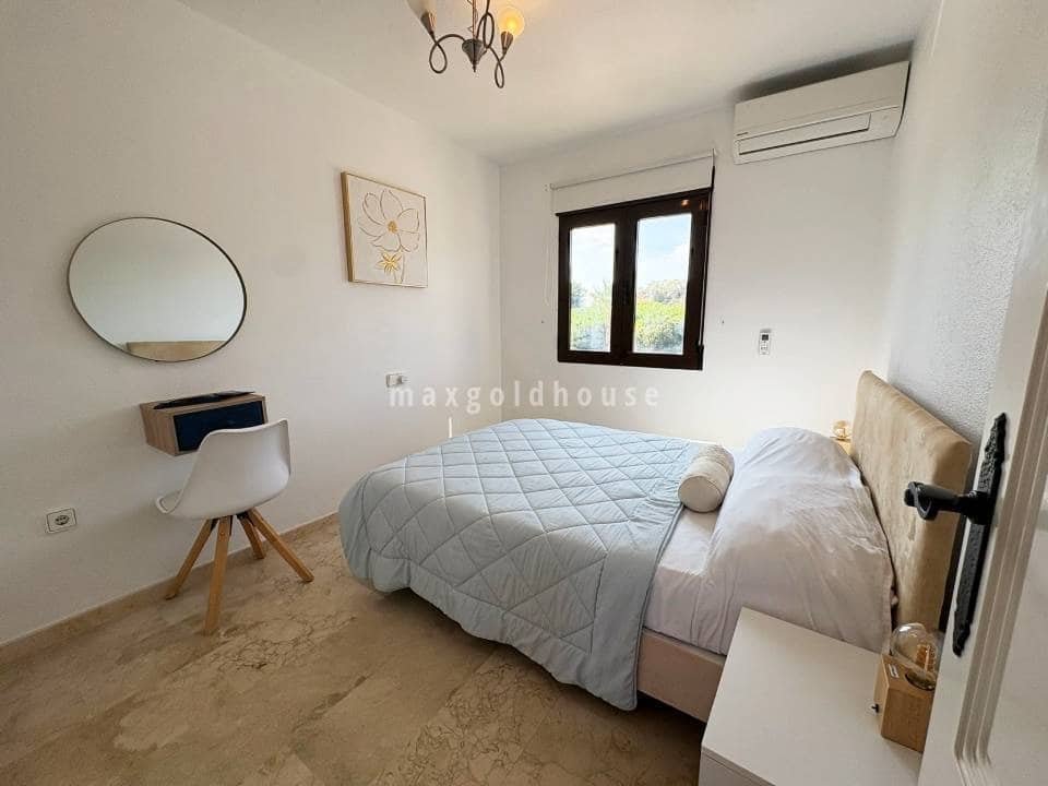 3 slaapkamer Appartement te koop in Las Ramblas Golf met zwembad - € 274.950 (Ref: 9650460)