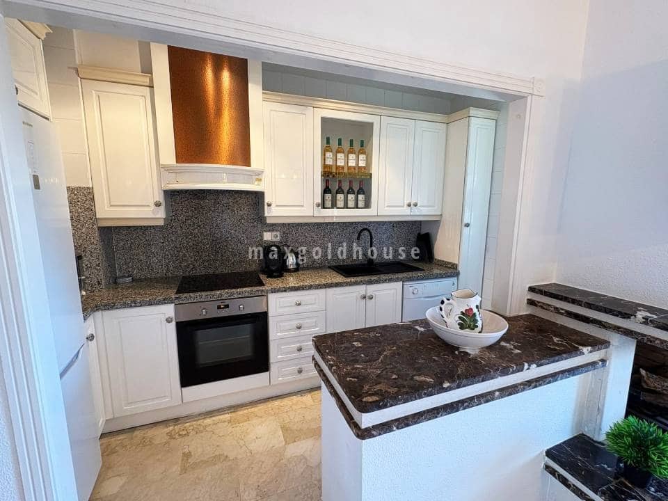 3 slaapkamer Appartement te koop in Las Ramblas Golf met zwembad - € 274.950 (Ref: 9650460)