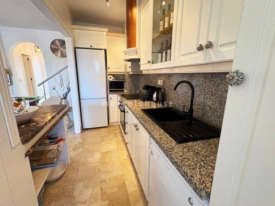 3 slaapkamer Appartement te koop in Las Ramblas Golf met zwembad - € 274.950 (Ref: 9650460)