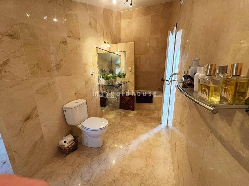 3 slaapkamer Appartement te koop in Las Ramblas Golf met zwembad - € 274.950 (Ref: 9650460)