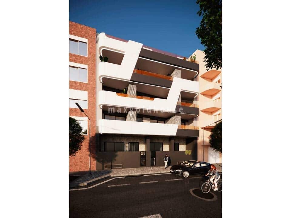 3 makuuhuone Huoneisto myytävänä paikassa Torrevieja mukana uima-altaan - 440 000 € (Ref: 9650863)