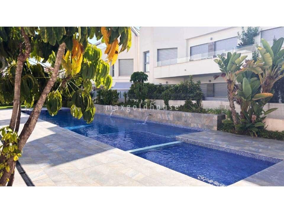 2 sovrum Lägenhet till salu i Torrevieja med pool - 253 000 € (Ref: 9654333)