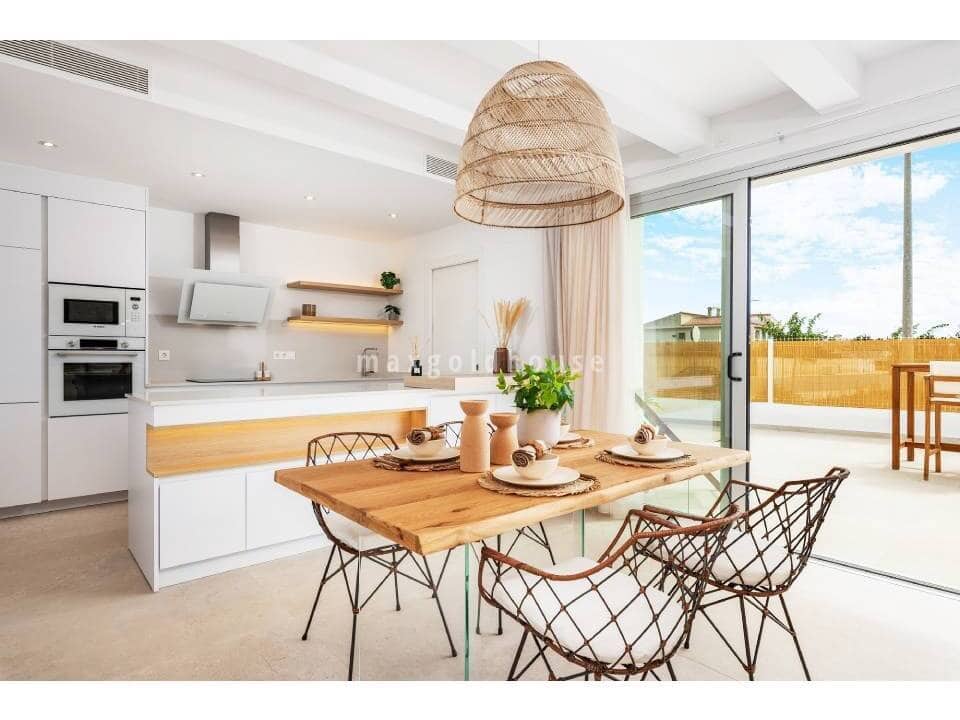 Chalet de 3 habitaciones en Los Alcázares en venta con piscina - 499.900 € (Ref: 9663292)