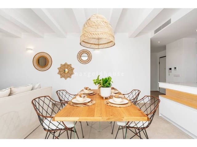 Chalet de 3 habitaciones en Los Alcázares en venta con piscina - 499.900 € (Ref: 9663292)