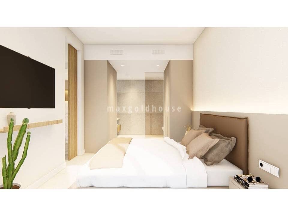 3 bedroom Apartment for sale in Los Alcazares with pool - € 339,000 (Ref: 9667222)