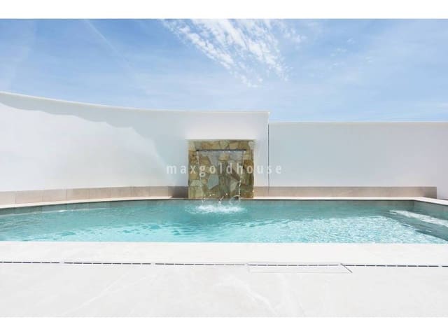 3 sovrum Villa till salu i Los Alcázares med pool - 439 000 € (Ref: 9667224)