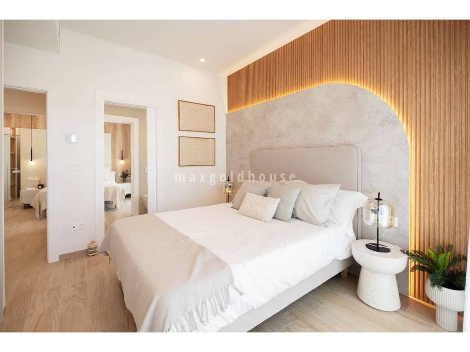 3 bedroom Villa for sale in Los Alcazares with pool - € 439,000 (Ref: 9667224)