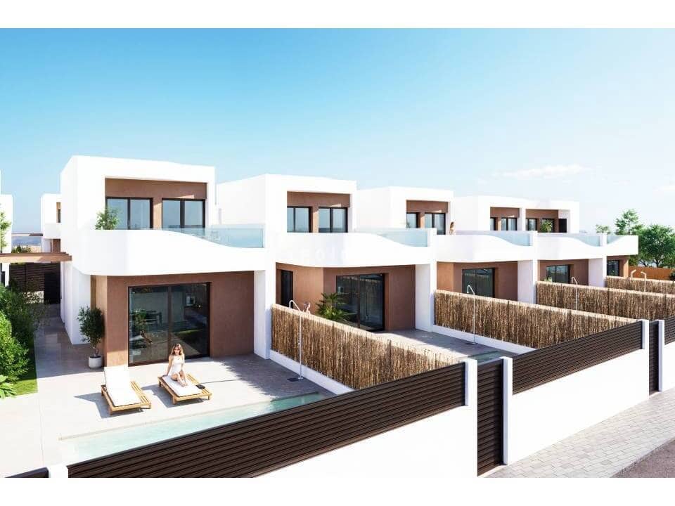 3 soveværelse Villa til salg i Los Montesinos med swimmingpool - € 445.000 (Ref: 9676481)