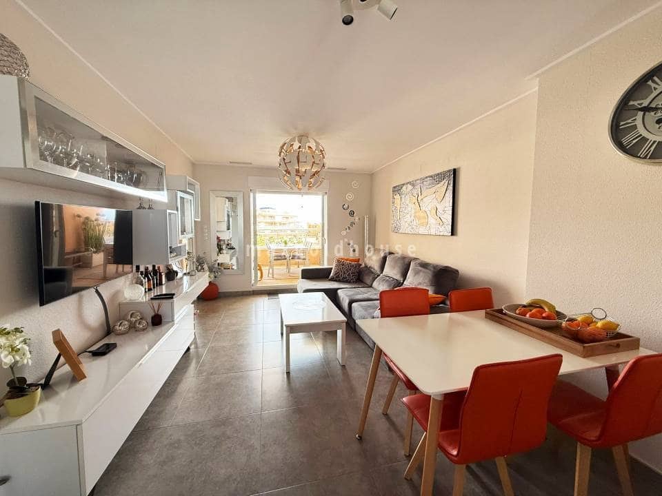 2 sovrum Lägenhet till salu i Villamartin med pool - 259 000 € (Ref: 9683316)