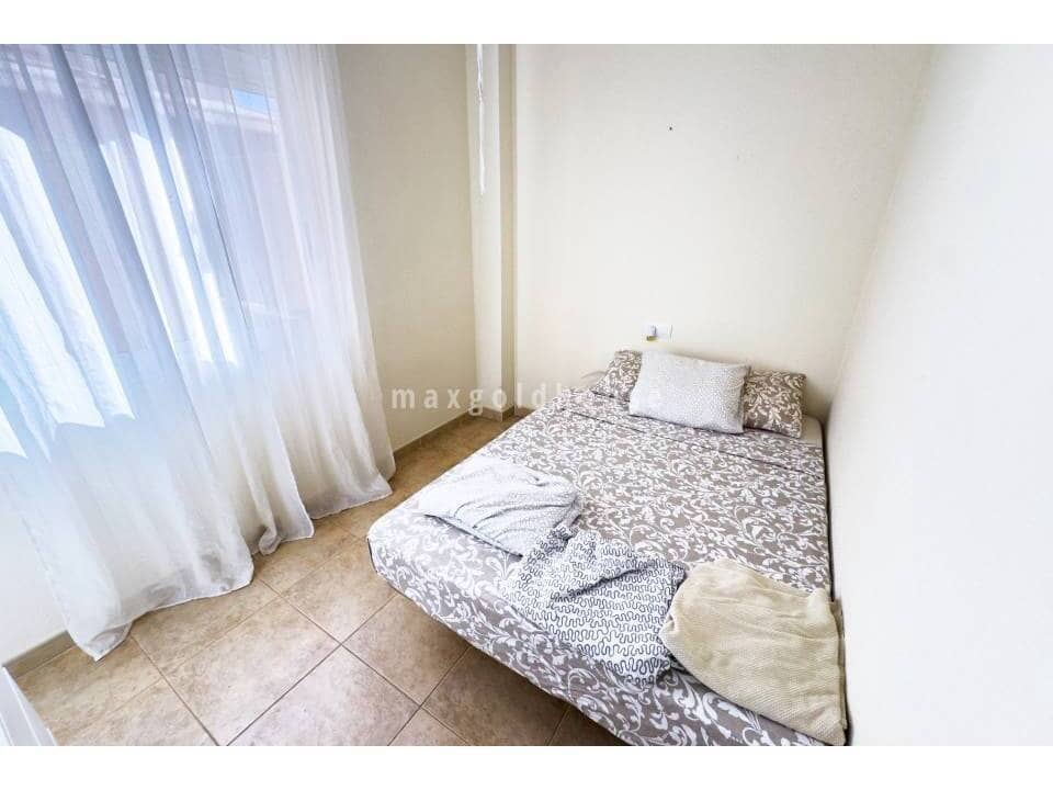 2 soveværelse Lejlighed til salg i Torrevieja med swimmingpool - € 152.000 (Ref: 9687640)