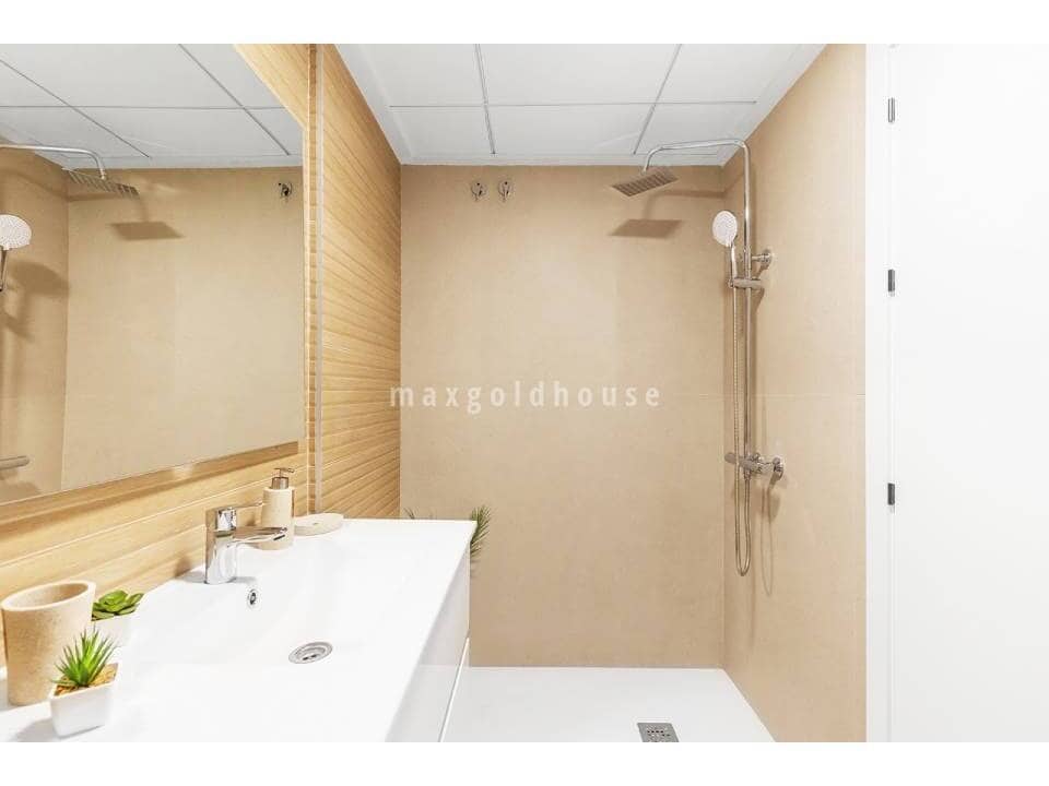 Casa de 4 habitaciones en Rafal en venta con piscina - 269.000 € (Ref: 9688609)