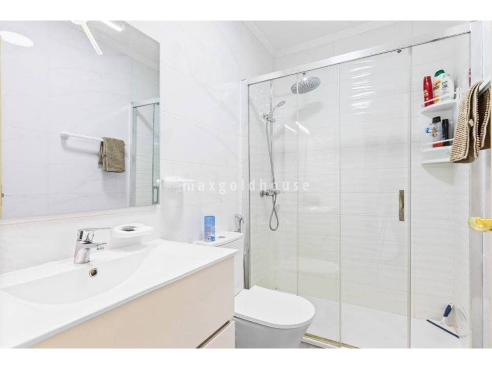 2 bedroom Apartment for sale in El Chaparral with pool - € 140,000 (Ref: 9706020)