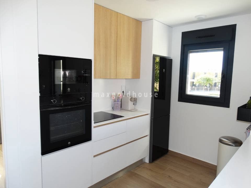 3 bedroom Apartment for sale in Pilar de la Horadada with pool - € 325,000 (Ref: 9706021)