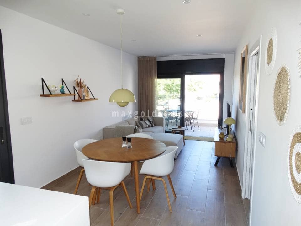 3 bedroom Apartment for sale in Pilar de la Horadada with pool - € 325,000 (Ref: 9706021)