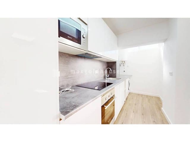 Apartamento de 2 habitaciones en Villamartin, Orihuela en venta - 225.000 € (Ref: 9708173)