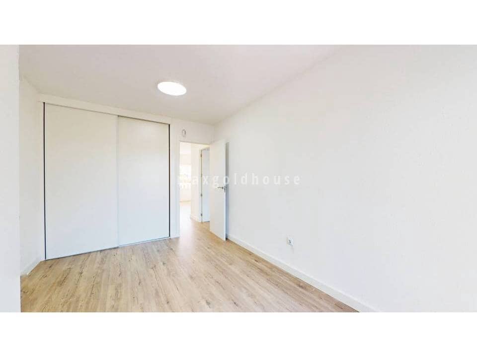 2 bedroom Apartment for sale in Villamartin - € 225,000 (Ref: 9708173)