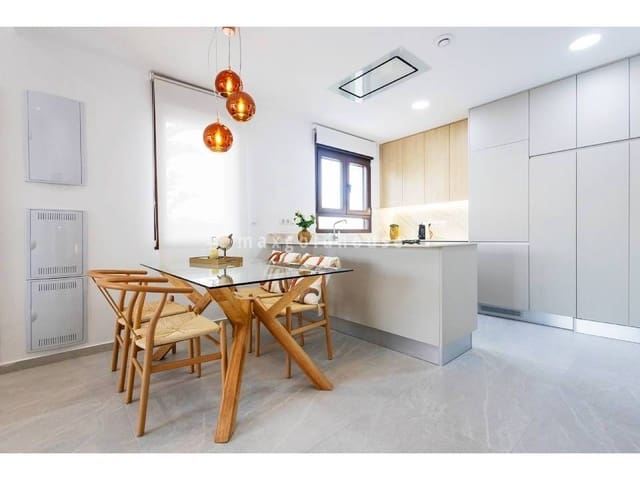 2 quarto Moradia para venda em Los Montesinos com piscina - 351 000 € (Ref: 9709173)