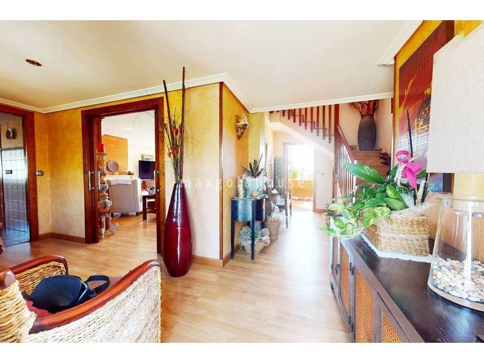 5 bedroom Villa for sale in Aguilas with pool - € 880,000 (Ref: 9714220)