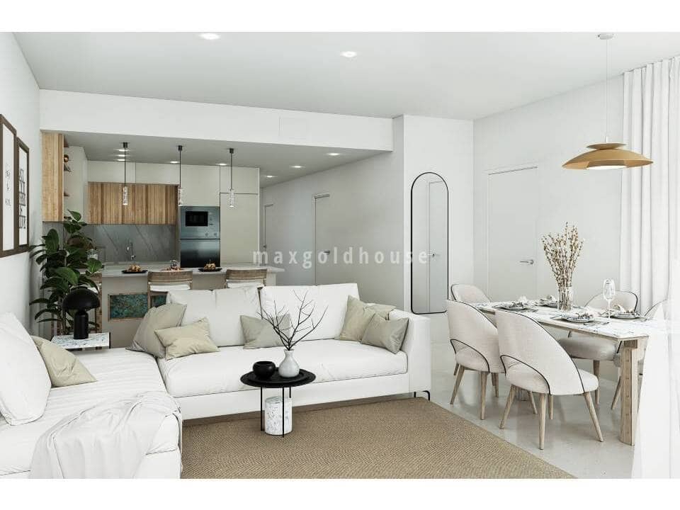 Chalet de 3 habitaciones en Los Alcázares en venta con piscina - 467.000 € (Ref: 9729745)