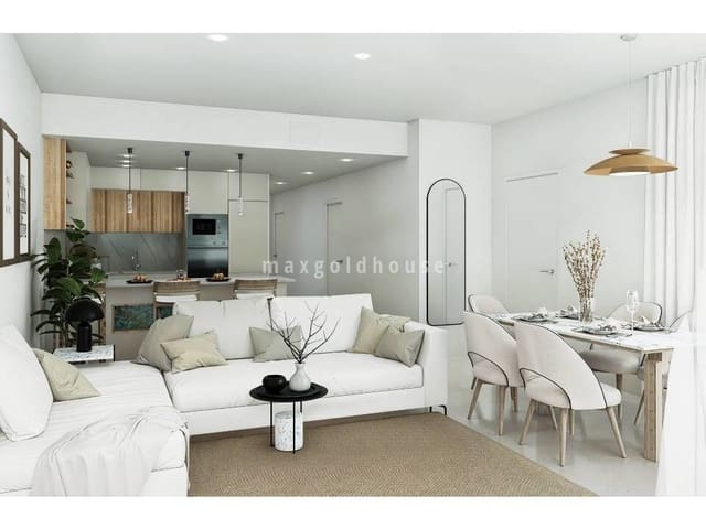 Chalet de 3 habitaciones en Los Alcázares en venta con piscina - 467.000 € (Ref: 9729745)