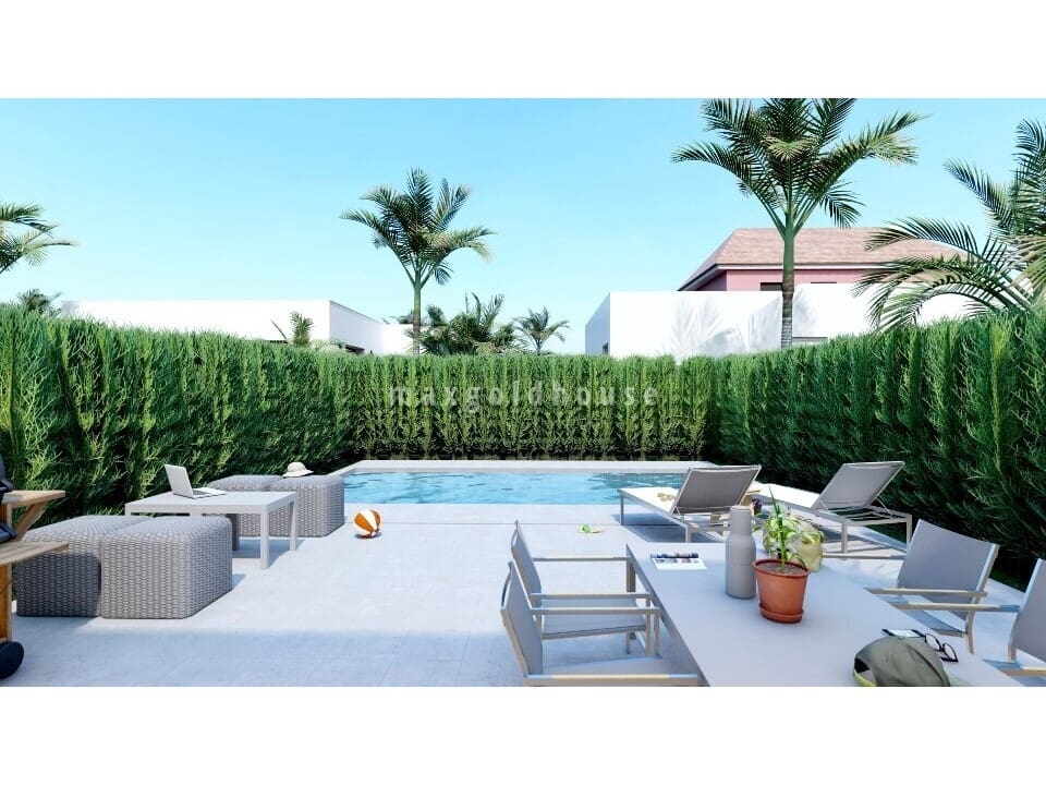 3 bedroom Villa for sale in Los Urrutias with pool - € 384,000 (Ref: 9731492)