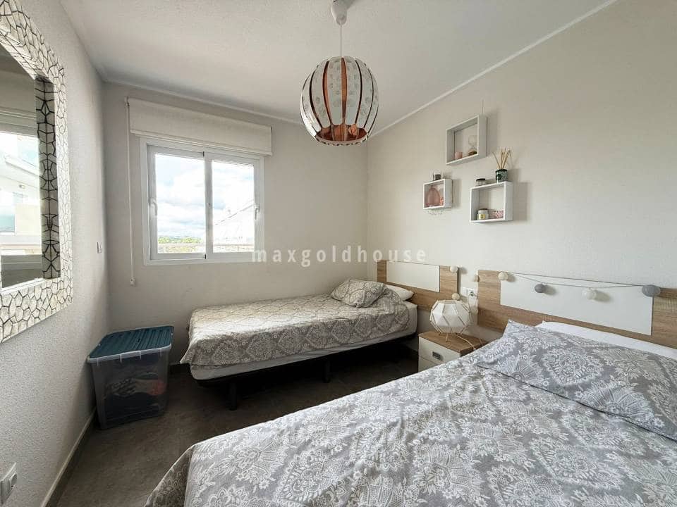 2 bedroom Apartment for sale in Villamartin with pool - € 259,000 (Ref: 9737717)