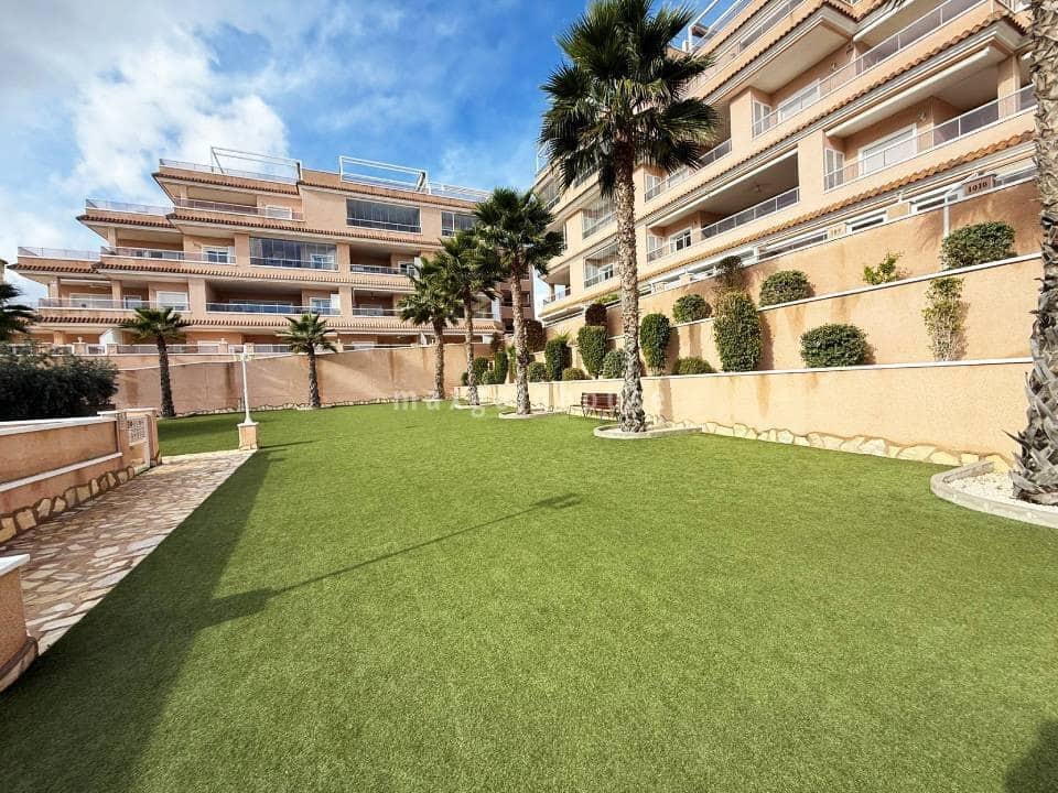 2 bedroom Apartment for sale in Villamartin with pool - € 259,000 (Ref: 9737717)