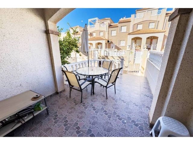 2 slaapkamer Appartement te koop in Nueva Torrevieja, Torrevieja met zwembad - € 152.000 (Ref: 9741414)