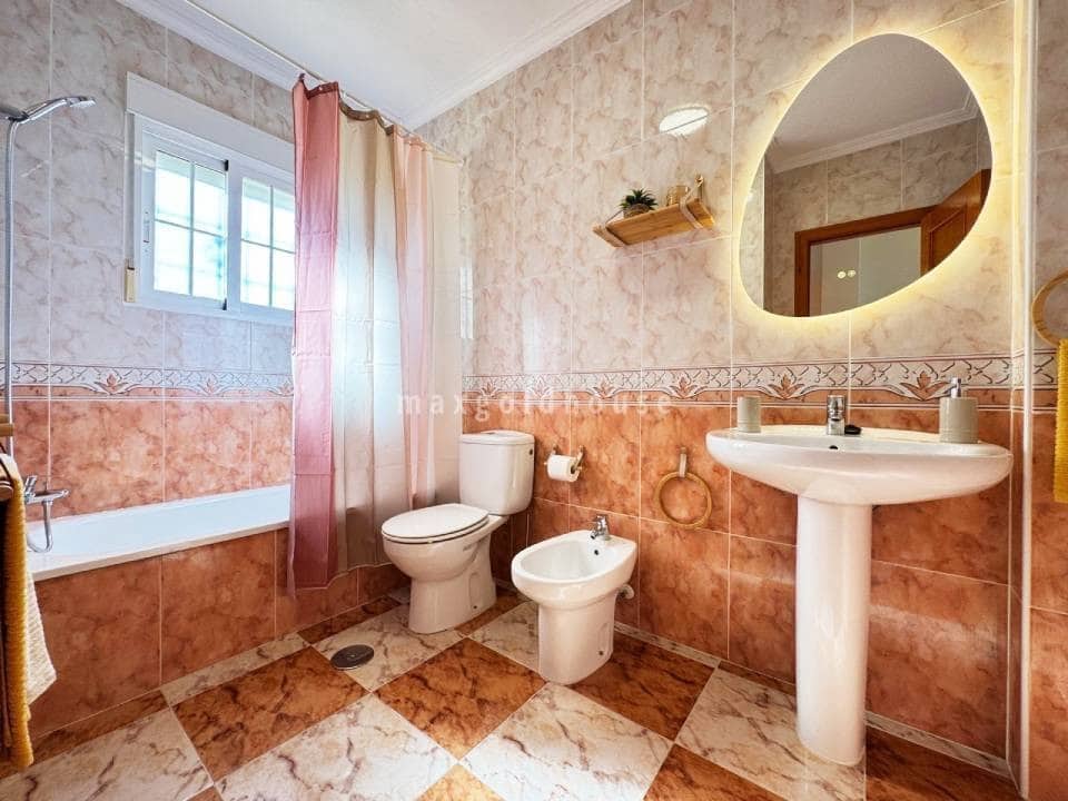 2 sovrum Hus till salu i Orihuela Costa med pool - 229 900 € (Ref: 9747456)