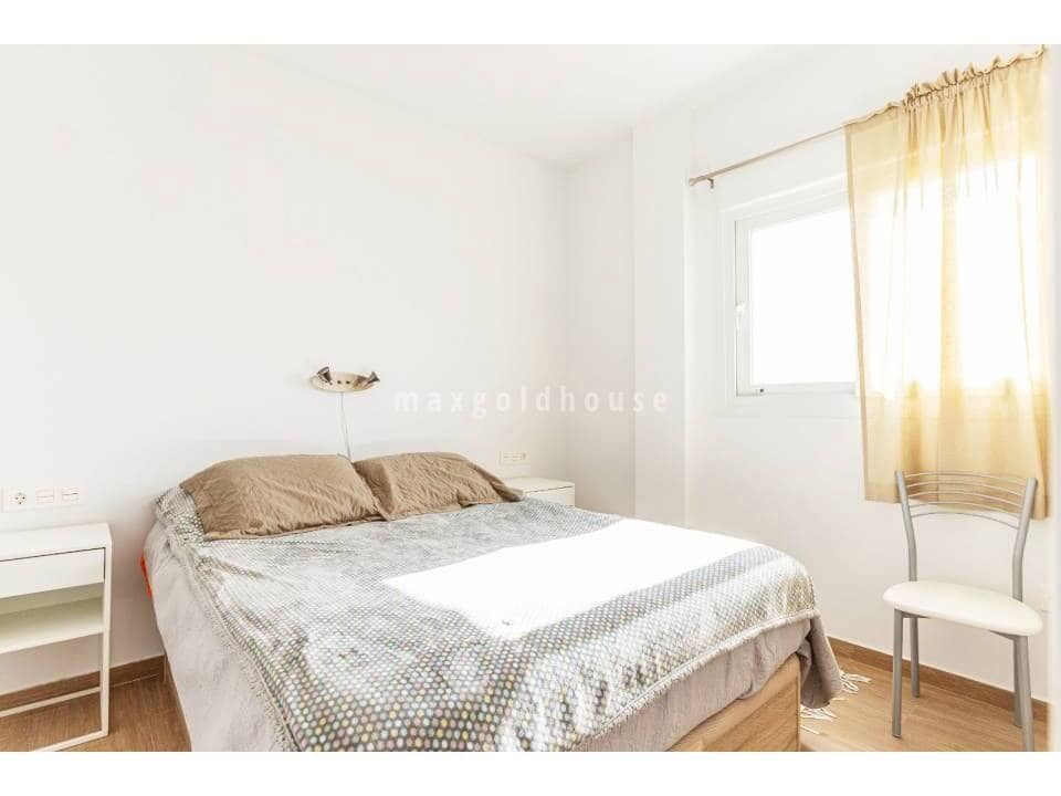 2 chambre Appartement à vendre à Torrevieja avec piscine - 209 000 € (Ref: 9753618)