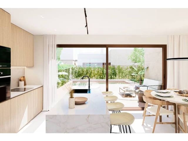 Chalet de 3 habitaciones en Los Alcázares en venta con piscina - 429.000 € (Ref: 9758239)