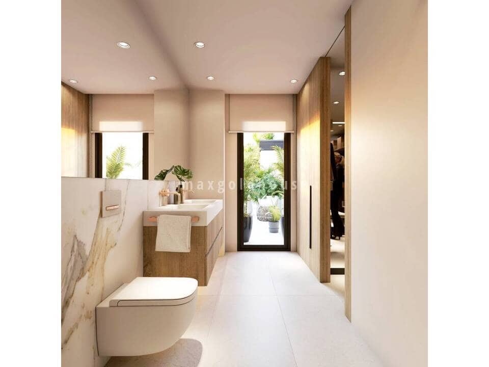 4 bedroom Villa for sale in Algorfa with pool - € 793,000 (Ref: 9772527)