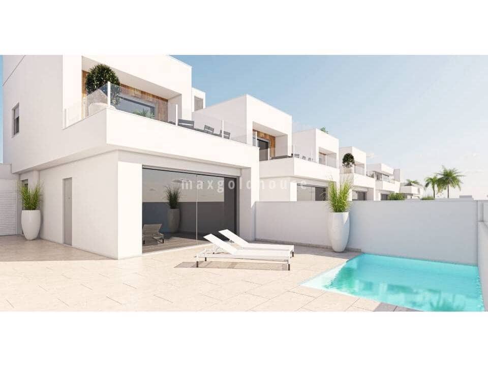 3 makuuhuone Huvila myytävänä paikassa San Pedro del Pinatar mukana uima-altaan - 380 000 € (Ref: 9777543)