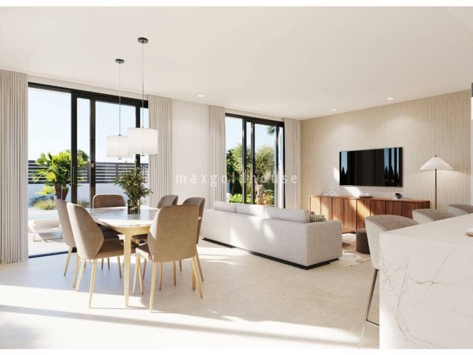 3 bedroom Villa for sale in Hacienda del Alamo with pool - € 519,900 (Ref: 9778653)